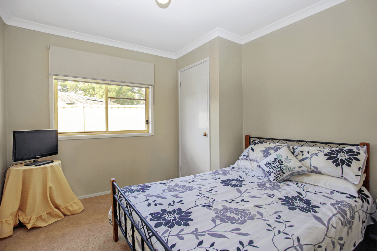 24 Sinclair Drive, TEA GARDENS, NSW 2324