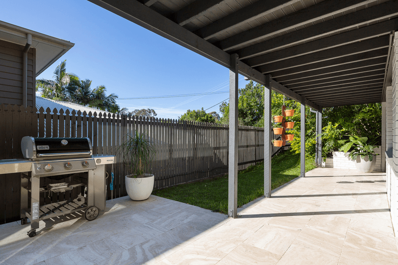 22 Strathspey Street, Kenmore, QLD 4069