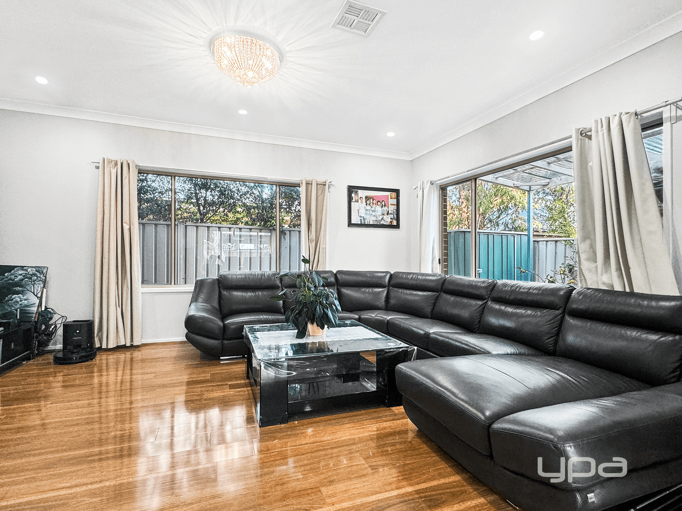 9 Coen Place, CAROLINE SPRINGS, VIC 3023