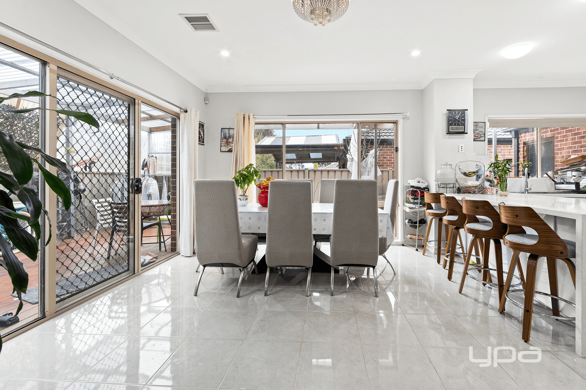 9 Coen Place, CAROLINE SPRINGS, VIC 3023