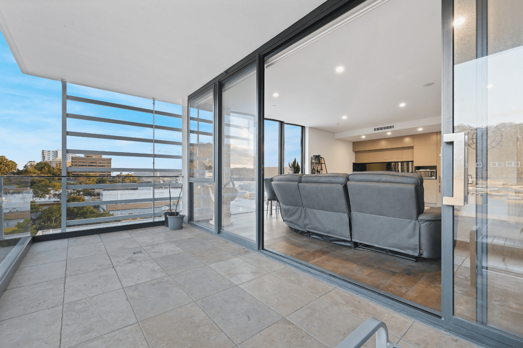 606/159 Mann Street, Gosford, NSW 2250