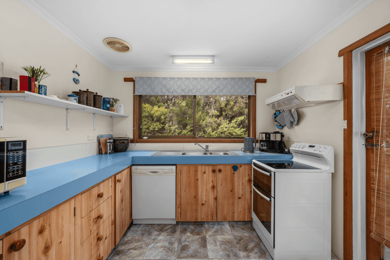 6 Douglas Street, BICHENO, TAS 7215