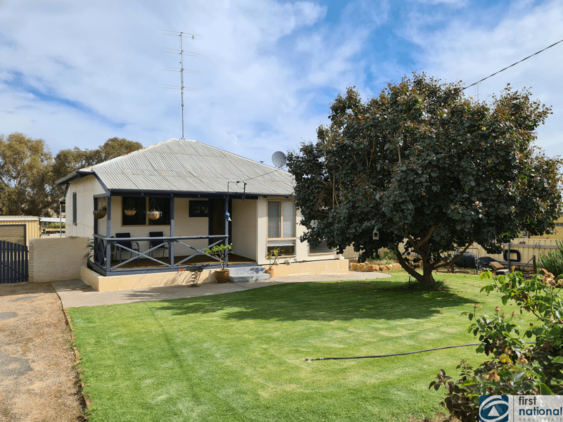 24 Hopetoun Avenue, NORTHAM, WA 6401