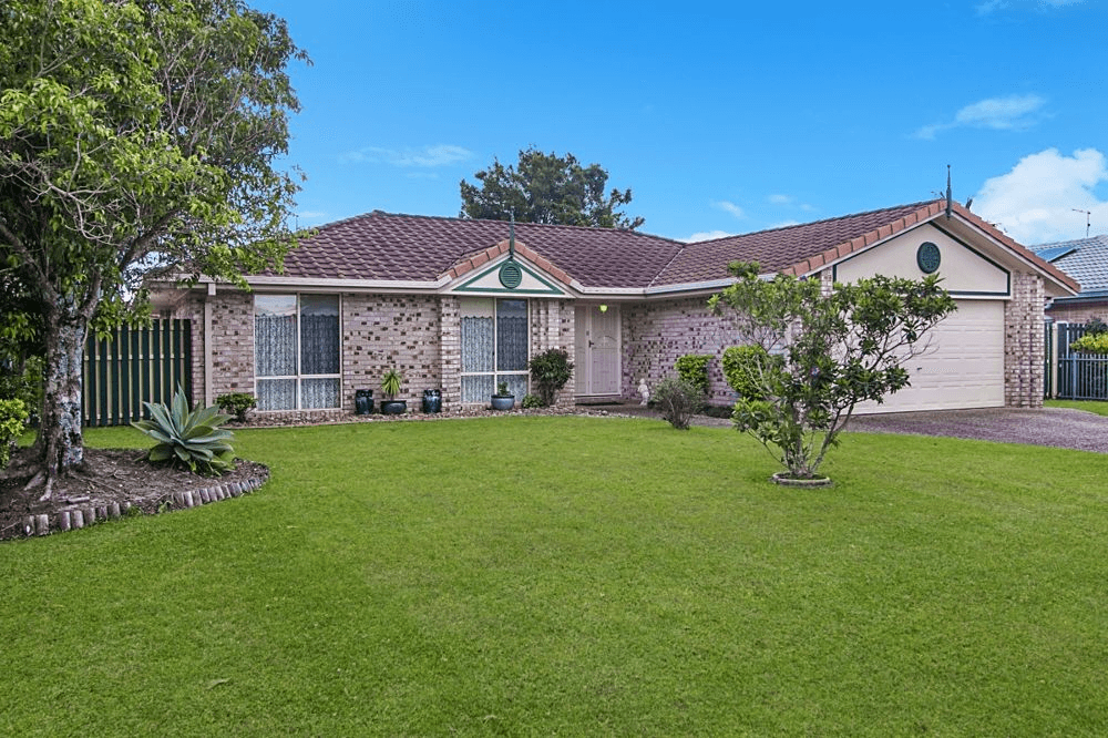 94 Avondale Drive, BANORA POINT, NSW 2486