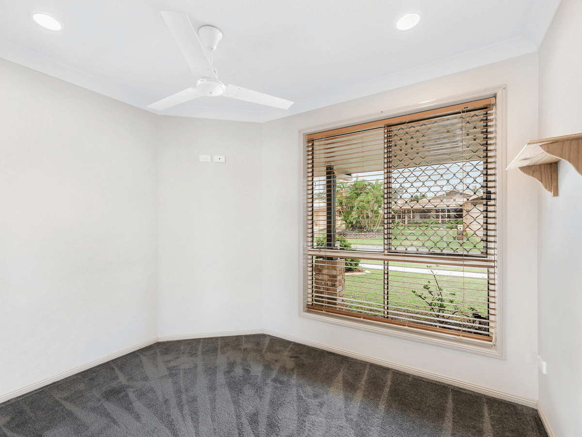 23 Sandalwood Drive, Yamanto, QLD 4305