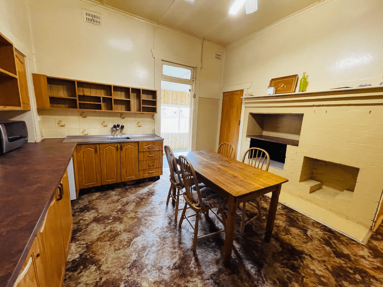 10 Melrose Street, CONDOBOLIN, NSW 2877