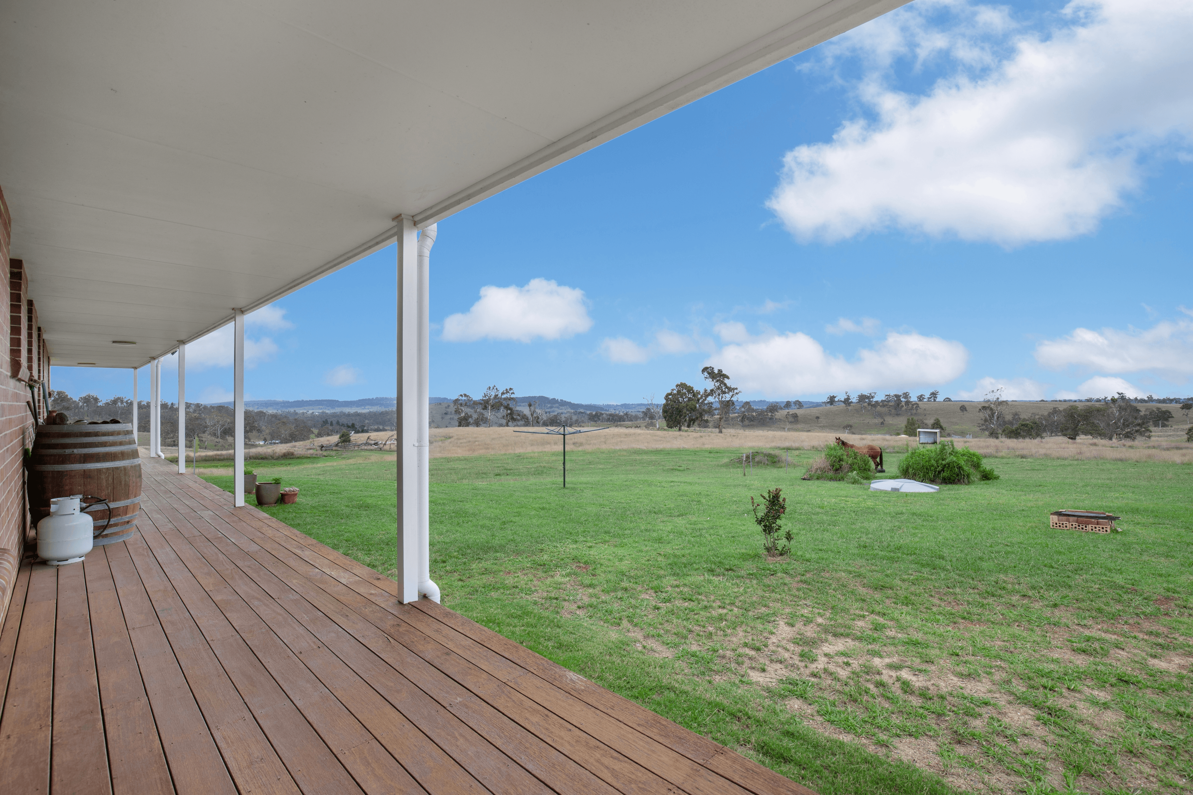 207 Oxley Drive, Walcha, NSW 2354