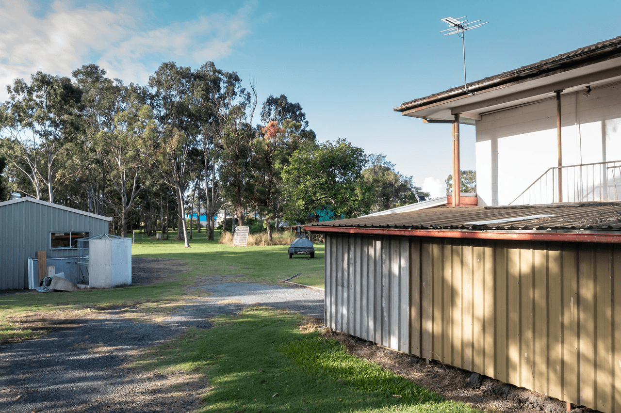 15 Youngs Road, HEMMANT, QLD 4174