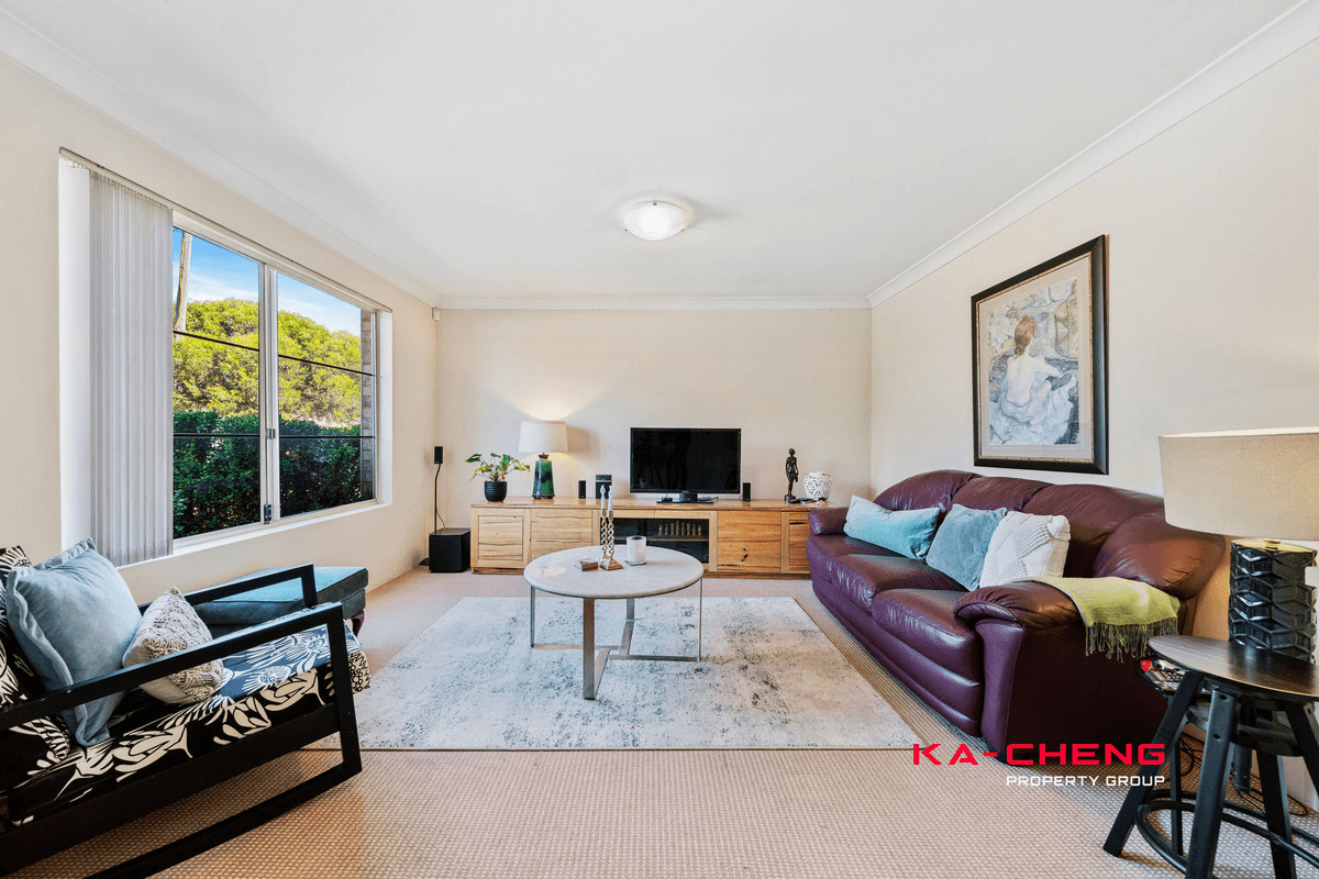 83 Ivanhoe Street, Morley, WA 6062