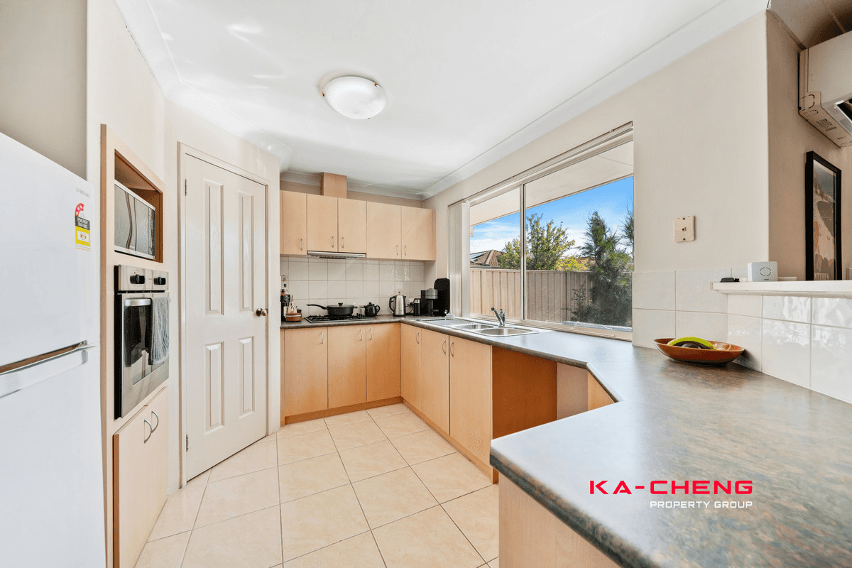 83 Ivanhoe Street, Morley, WA 6062