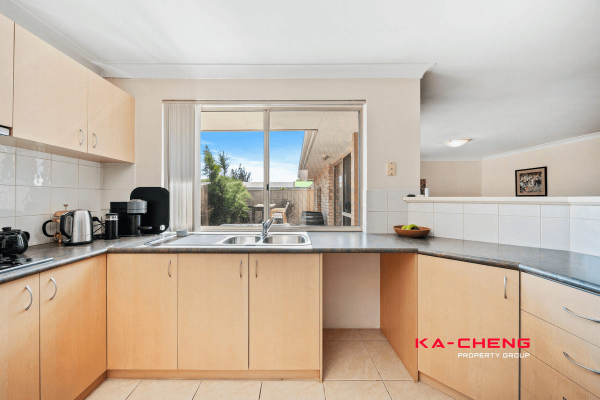 83 Ivanhoe Street, Morley, WA 6062