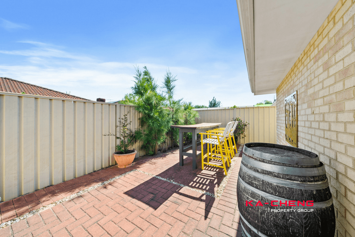 83 Ivanhoe Street, Morley, WA 6062