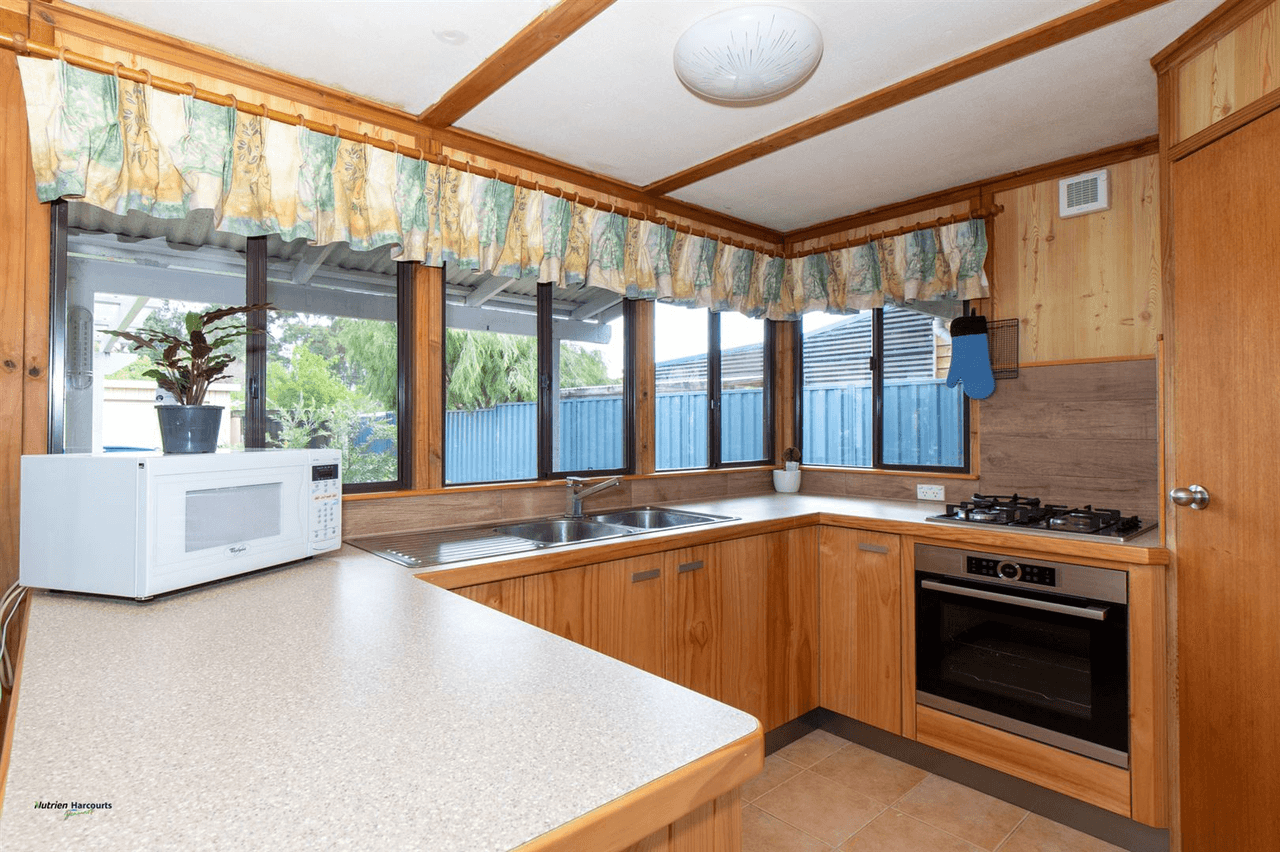 30 Minsterly Road, OCEAN BEACH, WA 6333