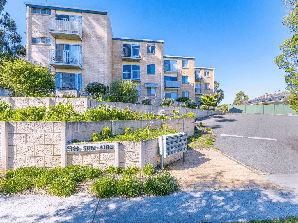 8/38 Carrington Street, Inglewood, WA 6052