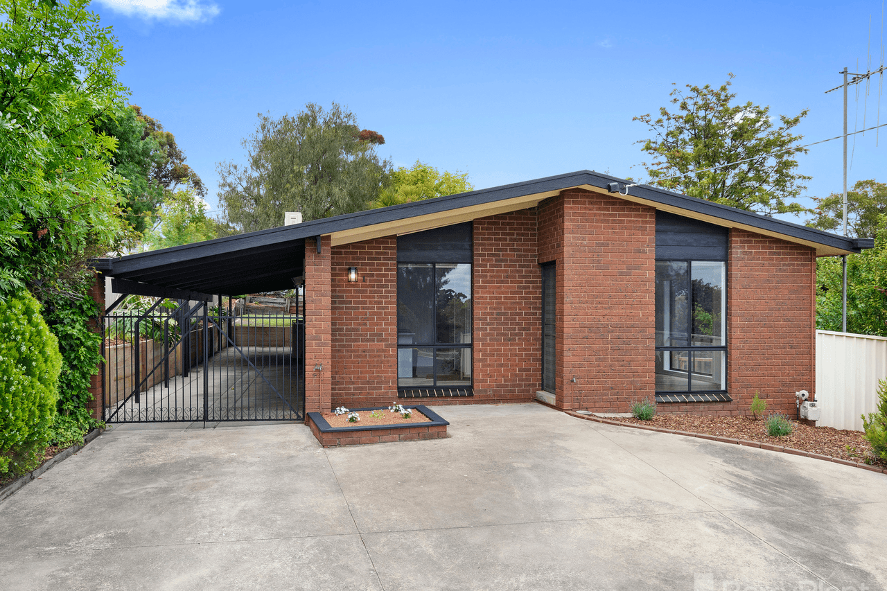 1 Mayo Court, Golden Square, VIC 3555