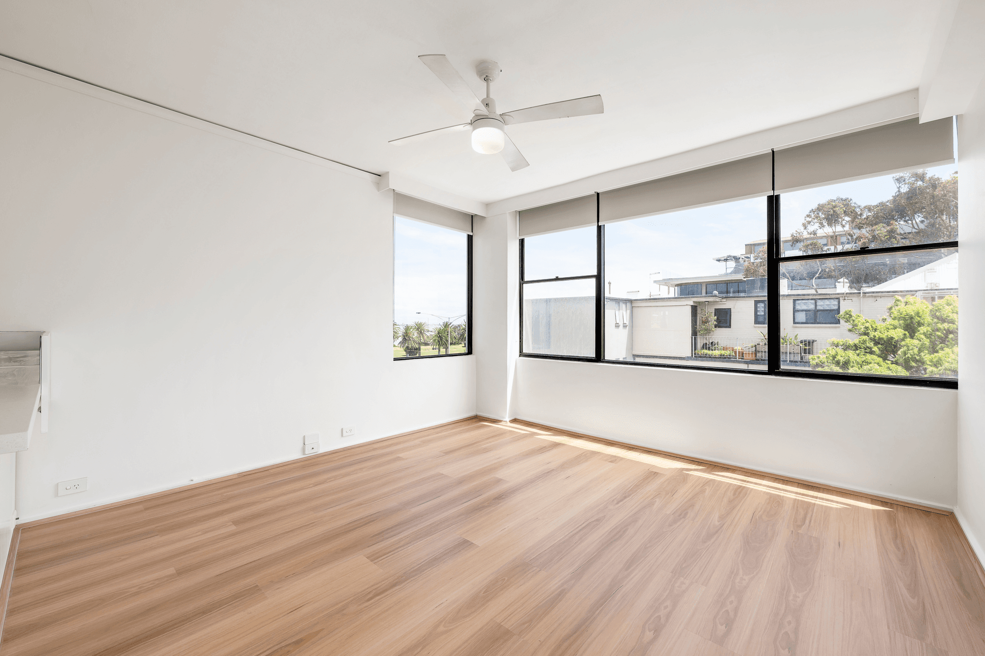 18/350 Beaconsfield Parade, St Kilda West, VIC 3182