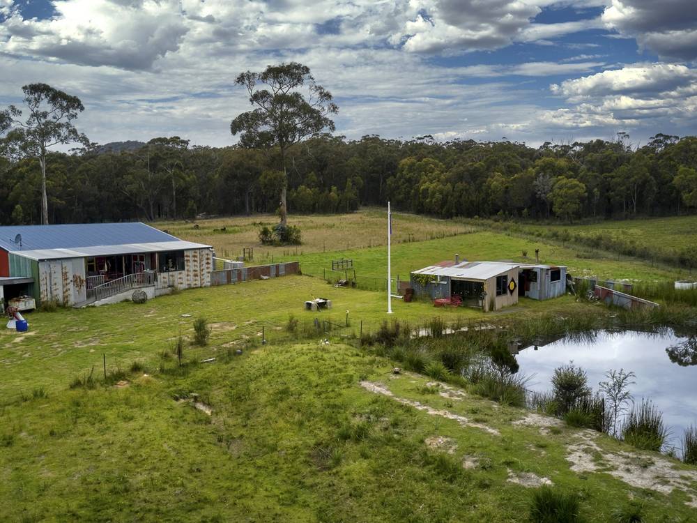 1 Barnard Drive, BICHENO, TAS 7215