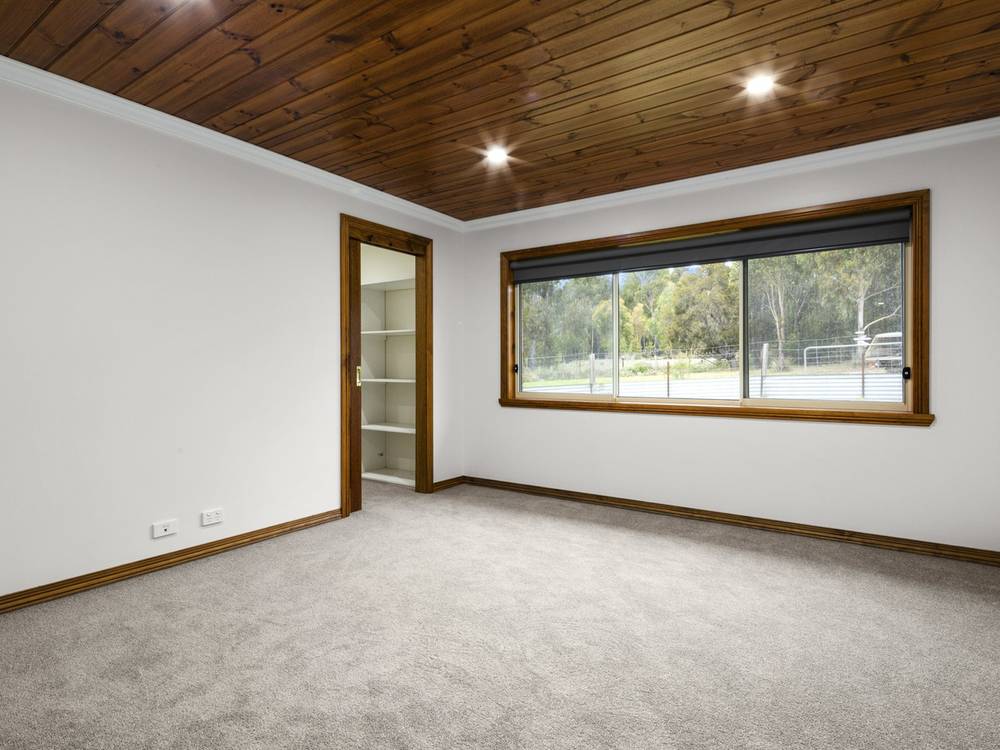 1 Barnard Drive, BICHENO, TAS 7215