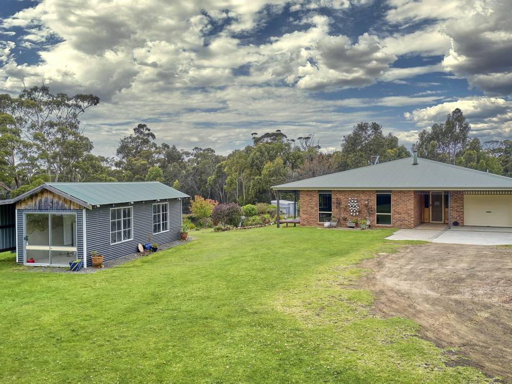 1 Barnard Drive, BICHENO, TAS 7215