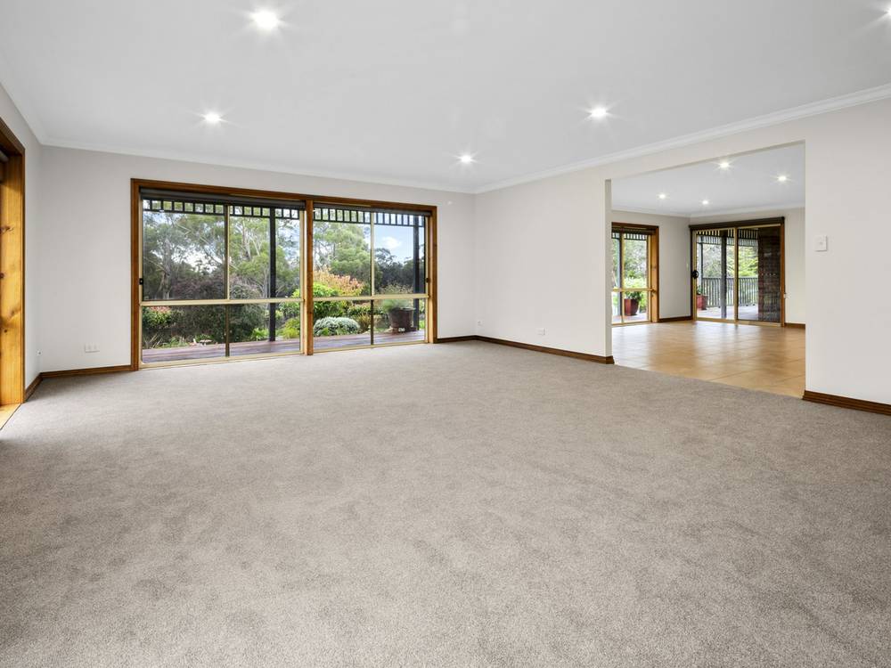1 Barnard Drive, BICHENO, TAS 7215