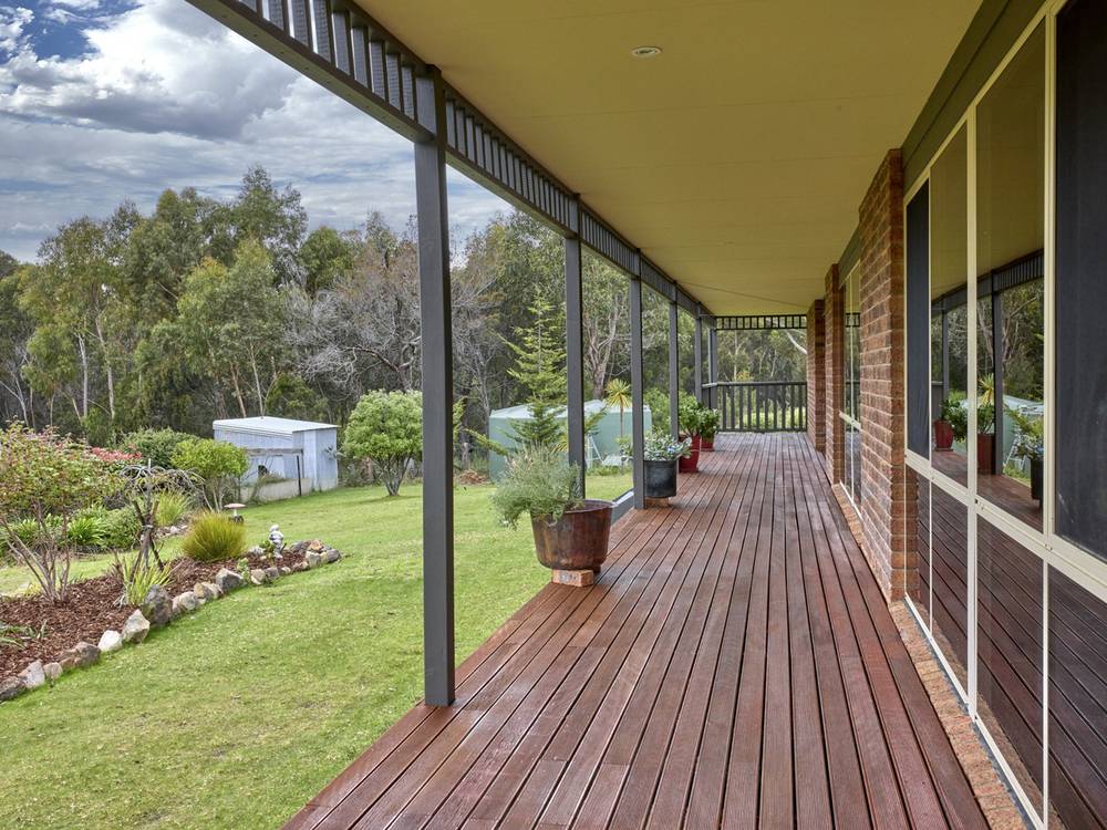 1 Barnard Drive, BICHENO, TAS 7215