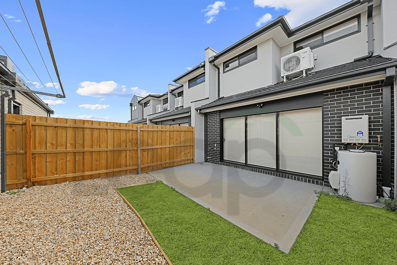 23 Wallara Waters Boulevard, Wallan, VIC 3756