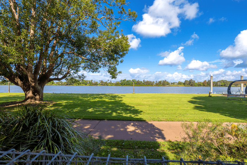 1A Manning Street, TAREE, NSW 2430