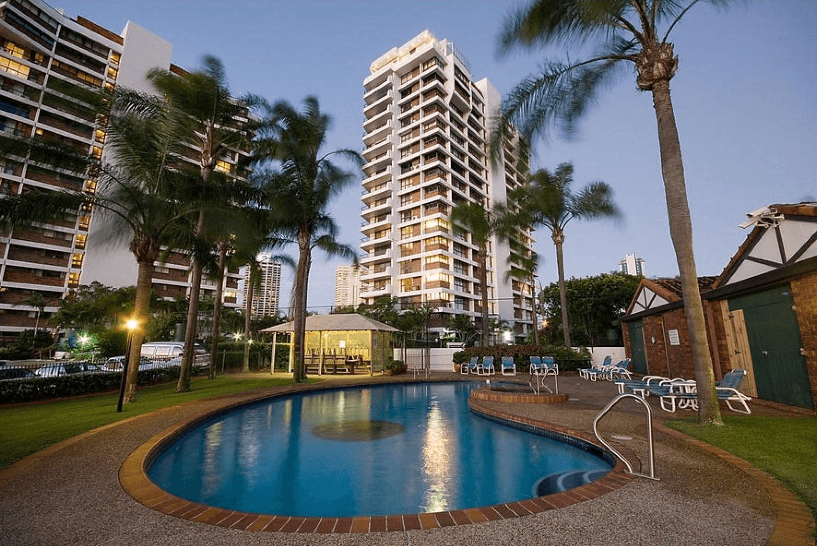 31/18 Commodore Drive, Surfers Paradise, QLD 4217