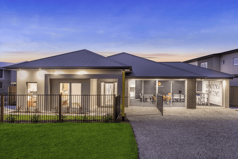21 Finch Parade, ROCHEDALE, QLD 4123