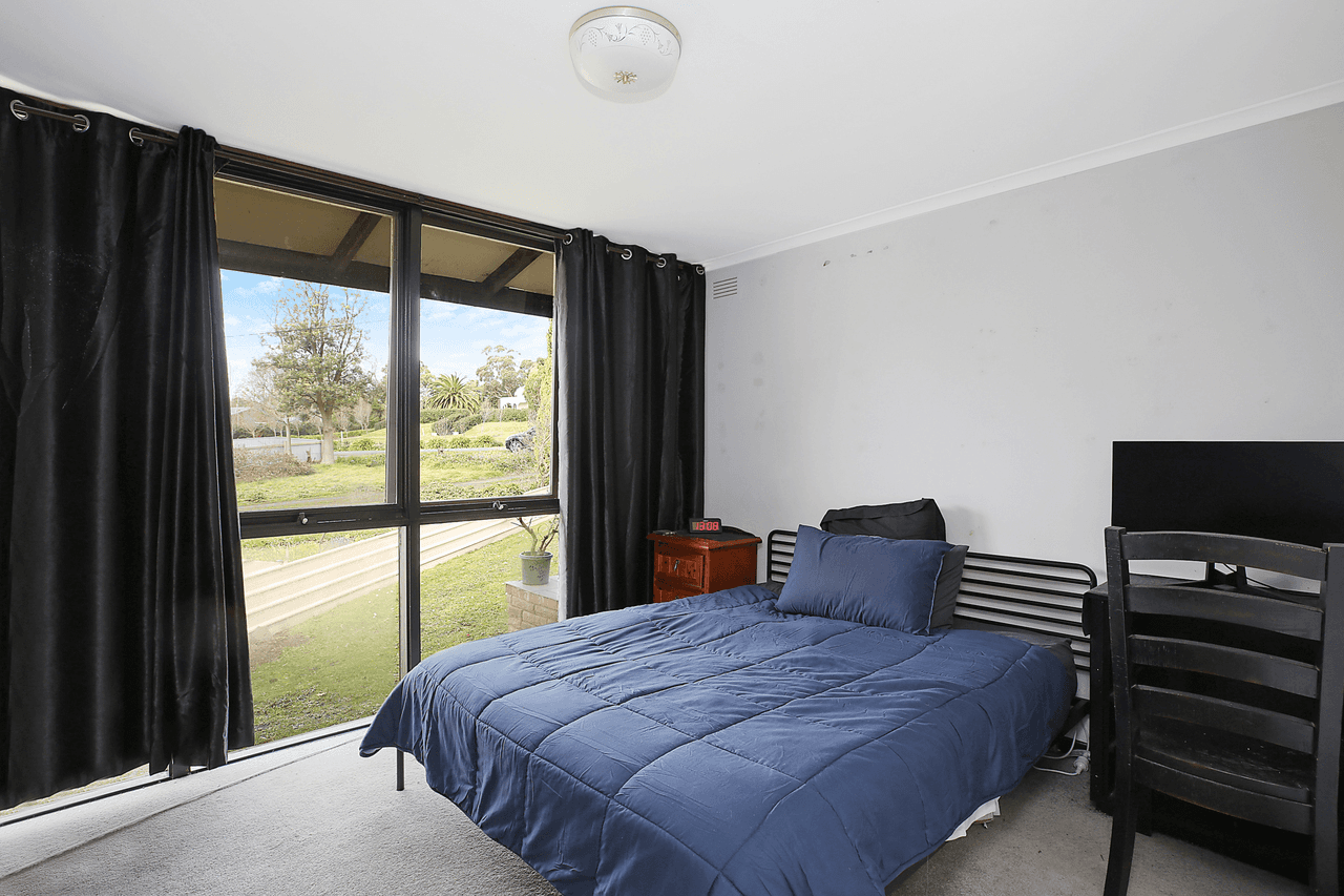 10 Park Avenue, CAMPERDOWN, VIC 3260