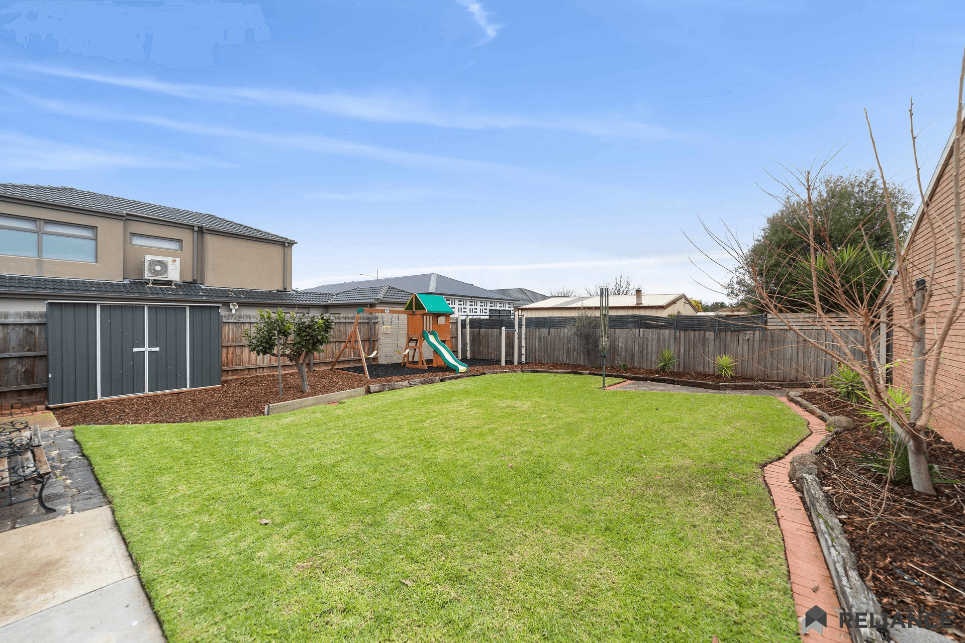 3 Clarendon Drive, Melton South, VIC 3338