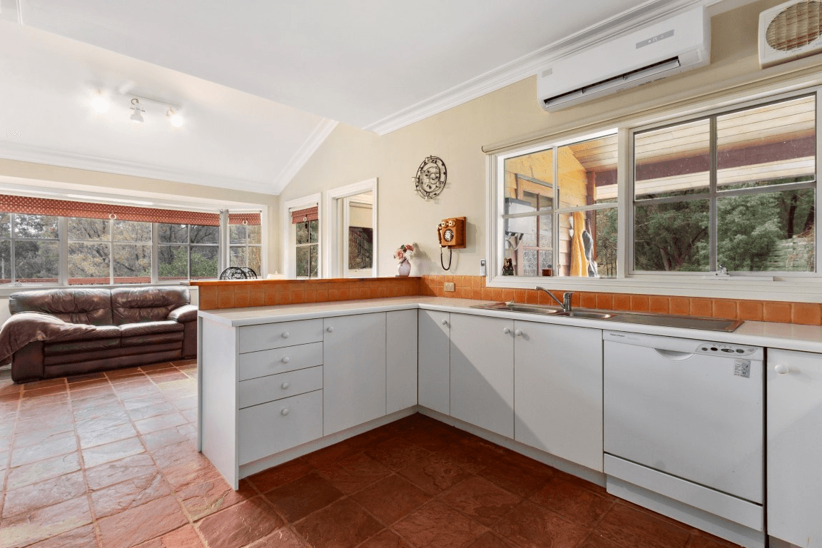 1015 Old Tolmie Road, TOLMIE, VIC 3723