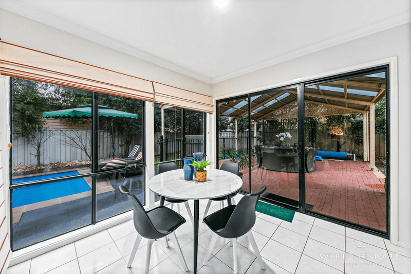 9 Lonsdale Court, CAROLINE SPRINGS, VIC 3023