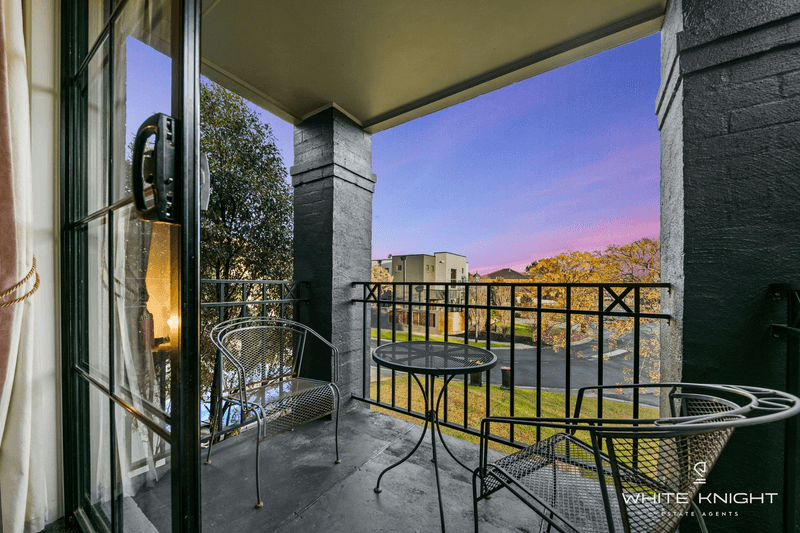 9 Lonsdale Court, CAROLINE SPRINGS, VIC 3023