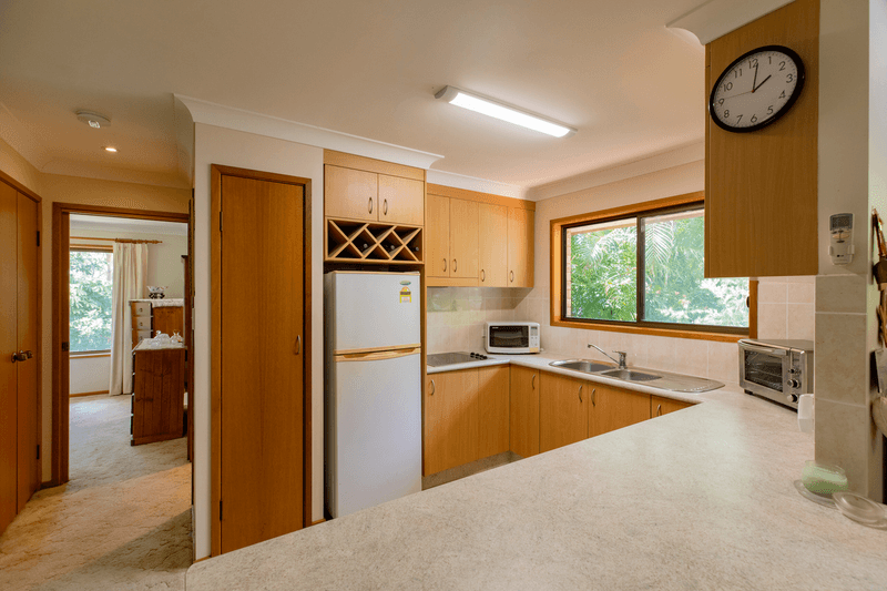 6 Hammond Drive, GAVEN, QLD 4211