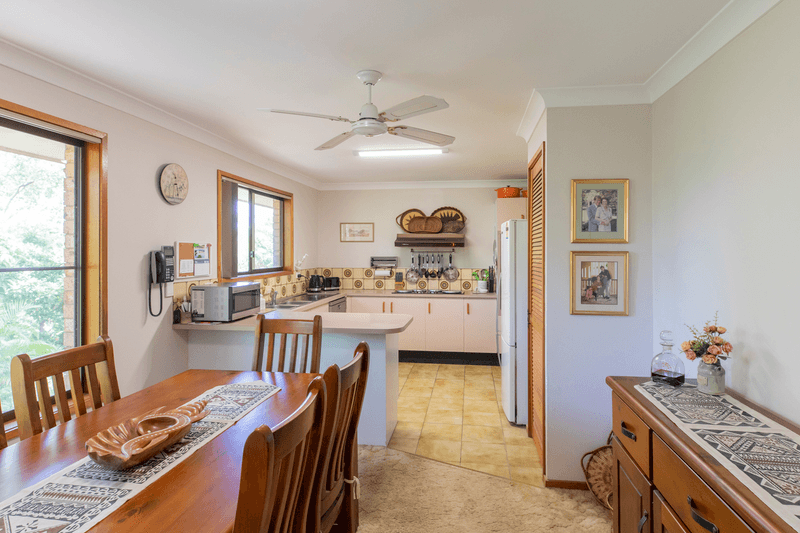 6 Hammond Drive, GAVEN, QLD 4211