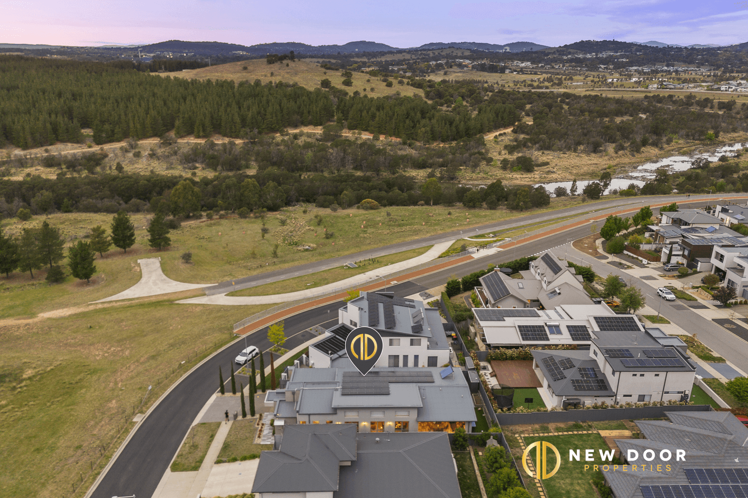 77 Annabelle View, COOMBS, ACT 2611