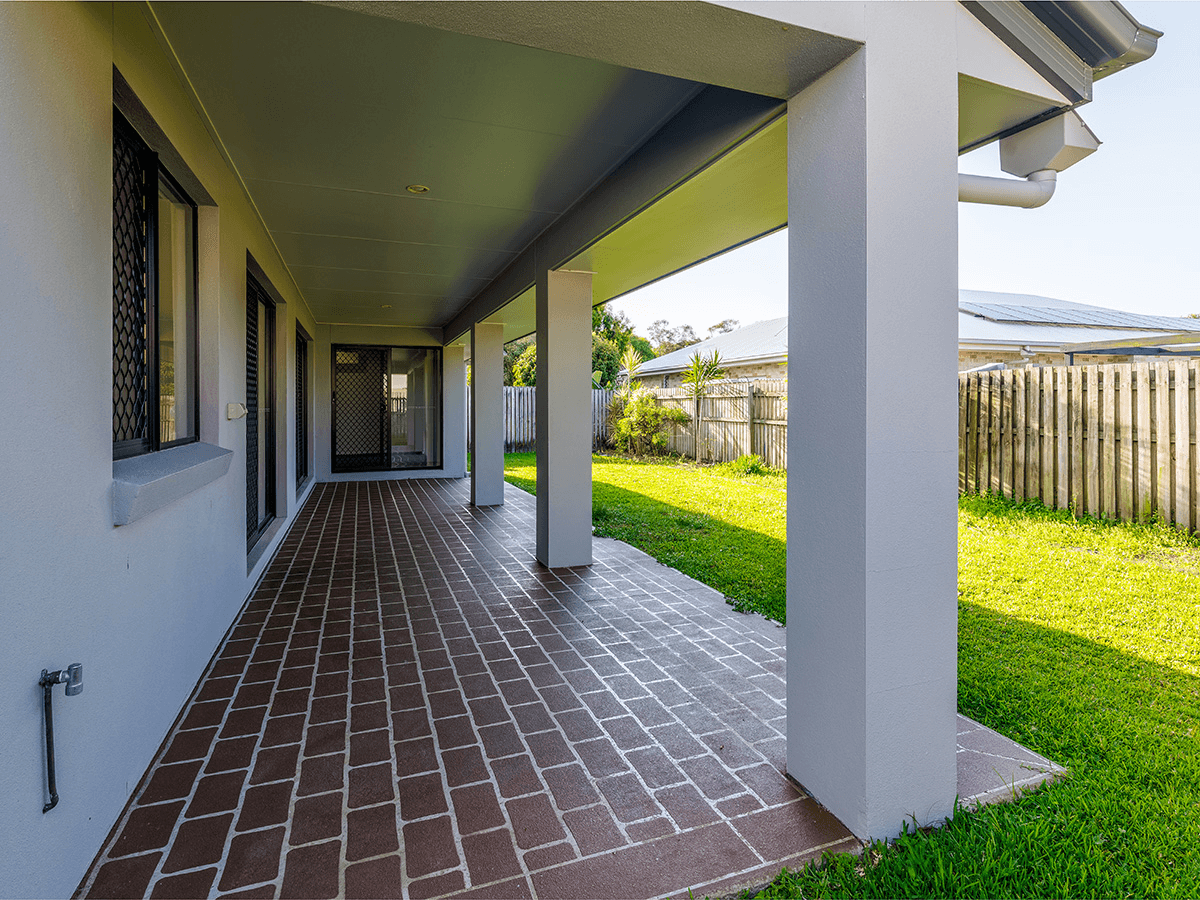 6 Captain Cook Street, URRAWEEN, QLD 4655