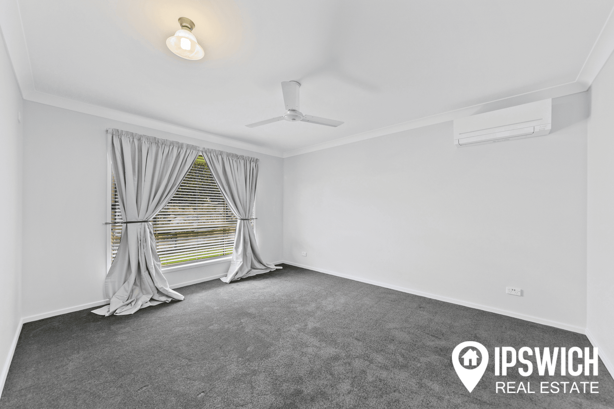 102 WILLOWTREE DRIVE, FLINDERS VIEW, QLD 4305