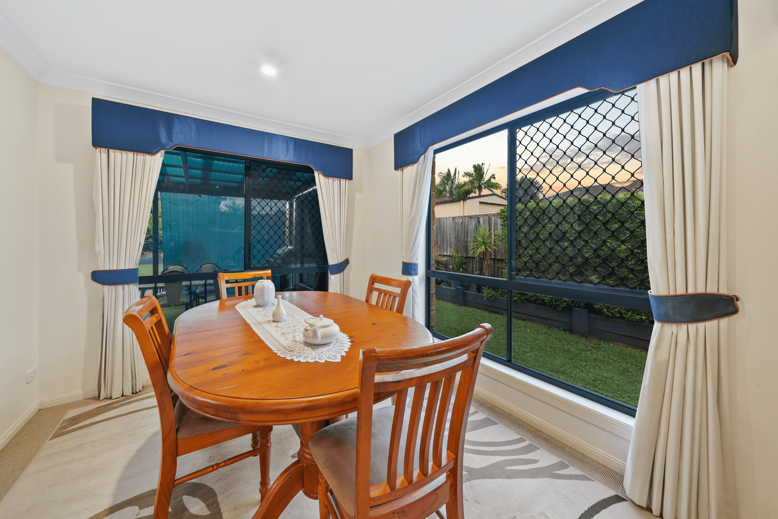 34 Lamberth Road East, HERITAGE PARK, QLD 4118