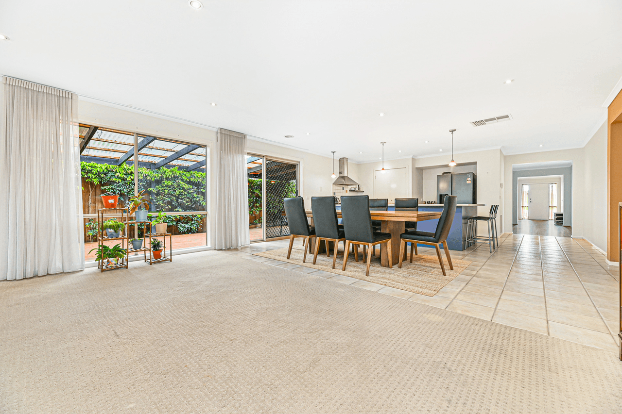 39 Homestead Road, BERWICK, VIC 3806