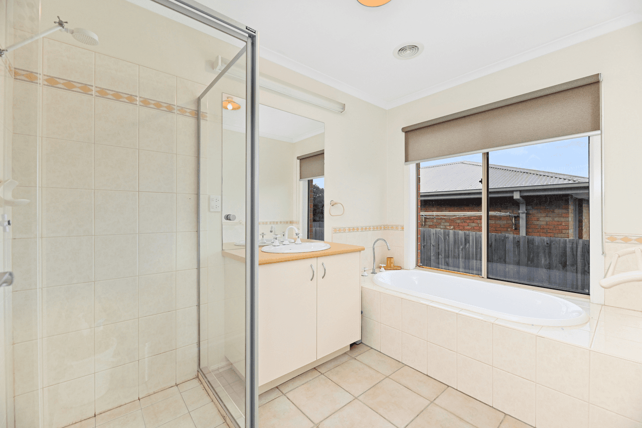 39 Homestead Road, BERWICK, VIC 3806