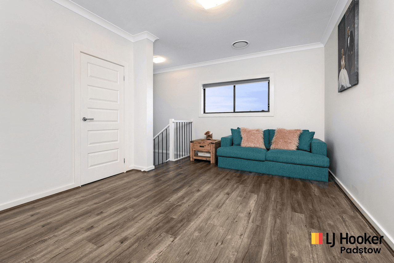 42 Churchill Road, PADSTOW HEIGHTS, NSW 2211