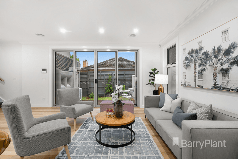 1/15 Monaco Street, DONCASTER, VIC 3108