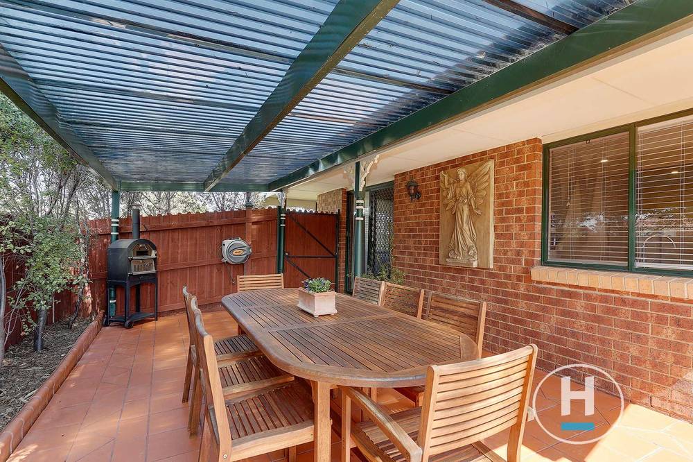 61 Rossiter Avenue, ROXBURGH PARK, VIC 3064