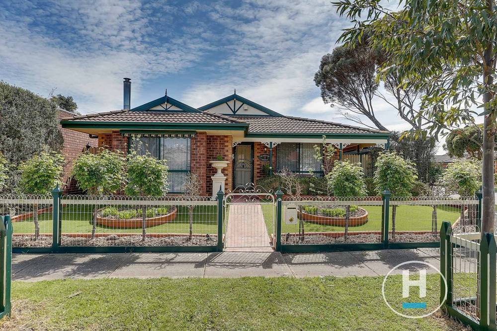 61 Rossiter Avenue, ROXBURGH PARK, VIC 3064