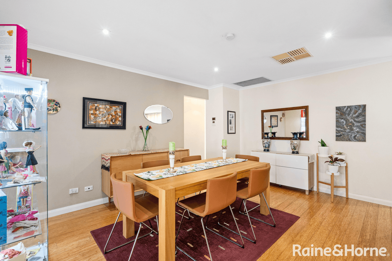 9 Peony Court, MORPHETT VALE, SA 5162