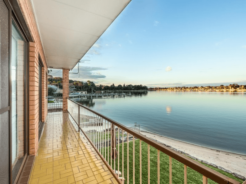 36 Beach Street, Blakehurst, NSW 2221