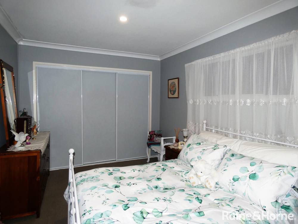 51 Brigalow Drive, MOREE, NSW 2400