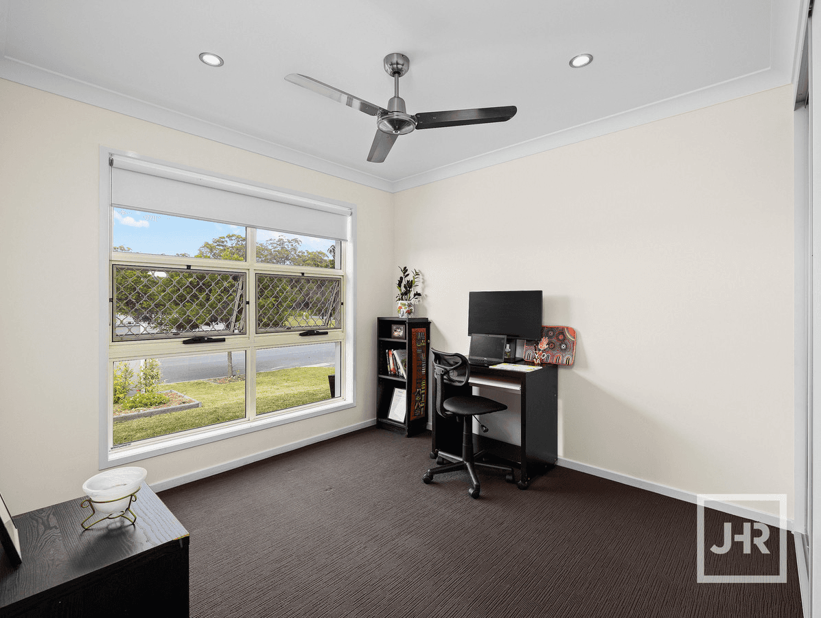 17 Cypress Circuit, COOMERA, QLD 4209